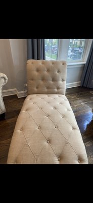 Before and after upholstery cleaning. - Keep your furniture fresh with LCS!