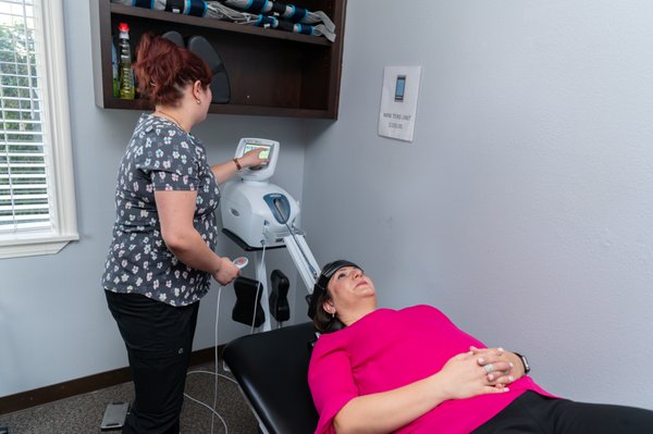 Spinal Decompression therapy - Our clinic provides state of the art spinal decompression therapy for low back pain, sciatica, neck pain, numbness and tingling and radiculopathy. Spinal Decompression therapy - Our clinic provides state of the art spinal decompression therapy for low back pain, sciatica, neck pain, numbness and tingling and radiculopathy.