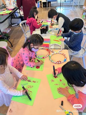 Thanksgiving special event - For the 2022 Thanksgiving event, the children had a fun workshop and made their own unique wreaths.