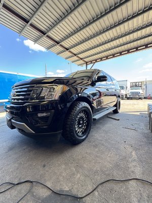 Rim and tires package deal - This setup had a 20x9 Cali off-road rim wrapped in some 275/55/20 Nitto ridge grappler. Rim and tires package deal - This setup had a 20x9 Cali off-road rim wrapped in some 275/55/20 Nitto ridge grappler.