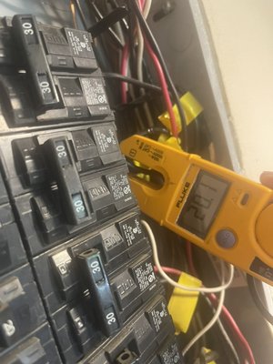 Electrical Diagnostic and Repair - Short circuit, power out to various parts of the house. Lights not working.
Breaker tripping and overload.
Diagnostic trouble shoot and repair Monday .