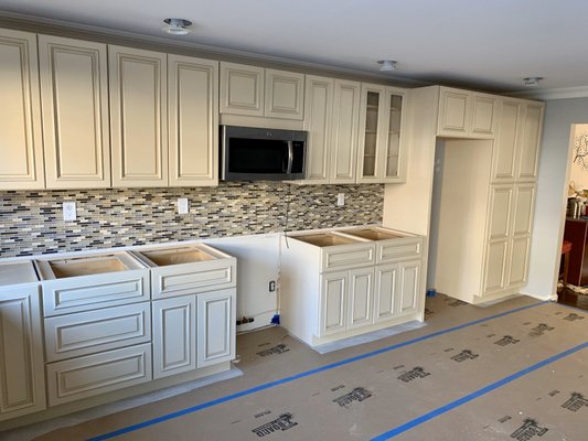 New cabinets installation - new and fresh look biscuit glazed ￼