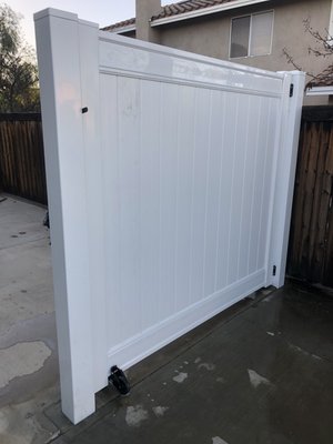 Vinyl fence project - Vinyl fence project for pool equipment enclosure and access to drive with removable middle￼ post or secure latching.