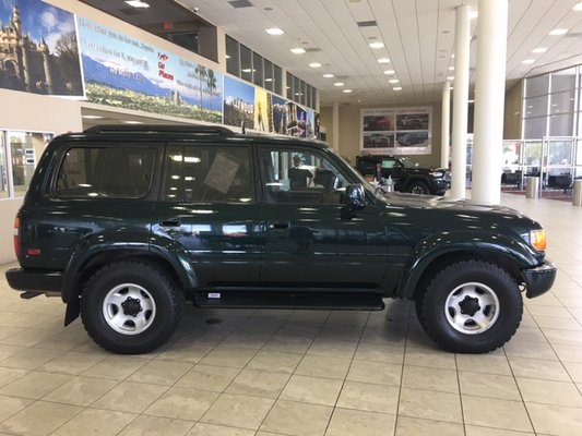 1995 TOYOTA LANDCRUISER REPAINT - 1995 Toyota Landcruiser. Complete restoration for local Toyota Dealership 1995 TOYOTA LANDCRUISER REPAINT - 1995 Toyota Landcruiser. Complete restoration for local Toyota Dealership