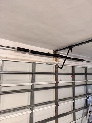 Garage Door Repair - For this project, we restored the functionality of a garage door through a comprehensive repair process. Our work began with the removal of the old, worn-out spring, followed by the installation of a brand-new, high-quality spring designed to ensure smooth and reliable operation.
We then performed precise adjustments to the garage door itself, ensuring proper alignment and seamless movement. To further enhance performance, we carried out thorough technical maintenance, addressing any minor issues and optimizing the system.
The final step involved recalibrating the garage door’s electric opener, ensuring it operated flawlessly with the new setup.
The result is a fully repaired and smoothly functioning garage door that combines durability with convenience. At Handy Beet, we take pride in delivering dependable solutions for your home’s essential systems. Garage Door Repair - For this project, we restored the functionality of a garage door through a comprehensive repair process. Our work began with the removal of the old, worn-out spring, followed by the installation of a brand-new, high-quality spring designed to ensure smooth and reliable operation.
We then performed precise adjustments to the garage door itself, ensuring proper alignment and seamless movement. To further enhance performance, we carried out thorough technical maintenance, addressing any minor issues and optimizing the system.
The final step involved recalibrating the garage door’s electric opener, ensuring it operated flawlessly with the new setup.
The result is a fully repaired and smoothly functioning garage door that combines durability with convenience. At Handy Beet, we take pride in delivering dependable solutions for your home’s essential systems.