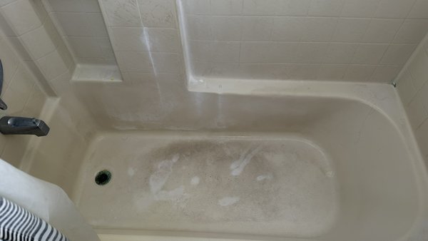 Bathtub refresh - This tub hard a thick dirt and soap scum layer. I was able to remove most to get the tub in as best condition as it could be. Bathtub refresh - This tub hard a thick dirt and soap scum layer. I was able to remove most to get the tub in as best condition as it could be.