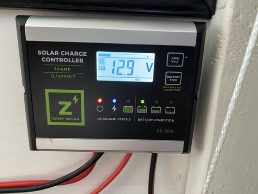 Full time vanlife - Full time van lifer. Full electrical system. Happy camper :)