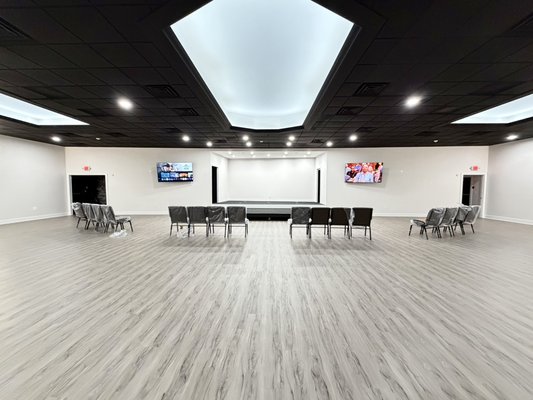 Commercial Building - Commercial building banquet hall converted into a church Commercial Building - Commercial building banquet hall converted into a church