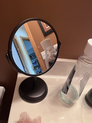 Bathroom Clean - Here are some examples of how I clean bathrooms. I like to take extra time on the small things that make a big difference. Bathroom Clean - Here are some examples of how I clean bathrooms. I like to take extra time on the small things that make a big difference.