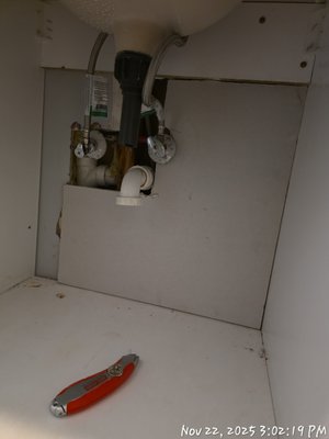 sink repair - cleanwhistlers@gmail.com