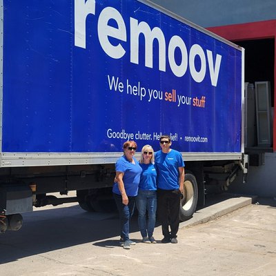 Our amazing team! - Our team of background checked and insured movers can handle any job, big and small, home or office.