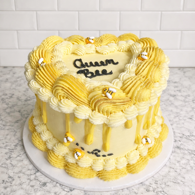 Custom Cakes - Wonderland Bake Shop creates hundreds of custom cakes a year. We can create your dream cake from vintage and classic to fresh florals and fondant. We have every classic shapes like round, square and sheet cakes or have fun with a heart or hexagon cake! We also have options for vegan, gluten free, and sugar-free as well. See our custom order form for more information and pricing.