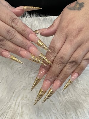 Treat yourself pretty with nails art for Spring at Glowzy Nail Bar - Treat yourself pretty with nails art for Spring at Glowzy Nail Bar Treat yourself pretty with nails art for Spring at Glowzy Nail Bar - Treat yourself pretty with nails art for Spring at Glowzy Nail Bar