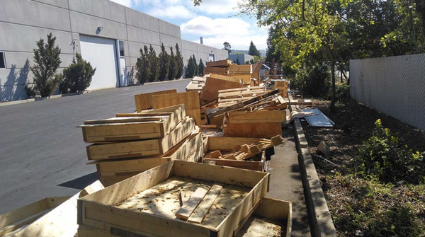 Commercial Junk Removal - We also provide our services to businesses in the Santa Rosa area and have hundreds of satisfied customers. We handle Construction Site Clean Up, Demolition Debris Removal, Office Equipment Removal,Restaurant Equip. Removal and any other junk removal or disposal needs your business may have.