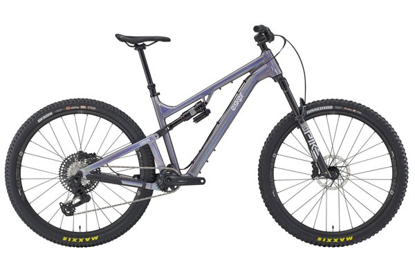New Esker Howdy Trail Bike In Stock - Built with long rides in mind, the Howdy can get up over and down anywhere you can think to pedal it. Don’t be fooled by the modest 125mm of travel, this peppy trail bike can handle it all. New Esker Howdy Trail Bike In Stock - Built with long rides in mind, the Howdy can get up over and down anywhere you can think to pedal it. Don’t be fooled by the modest 125mm of travel, this peppy trail bike can handle it all.