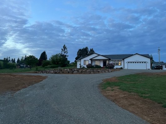 Developing the site. That the homeowners never thought could happen. - The landowner called me and asked me to come out and look at there property. He asked me what my best thoughts and options were to build there home around rock and how they could save money. Developing the site. That the homeowners never thought could happen. - The landowner called me and asked me to come out and look at there property. He asked me what my best thoughts and options were to build there home around rock and how they could save money.