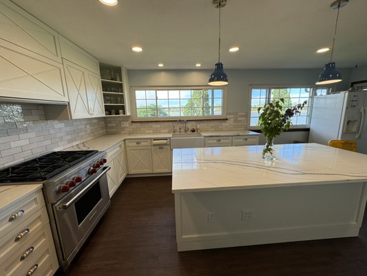 Kitchen Remodel - This remodel had a lot of question marks. The customers mentioned they wanted to purchase a kitchen that had been removed from a high end home and install it in their house. This was not in my comfort zone so we agreed on an hourly arrangement. I had to build many things from scratch to make it all work but we weren’t afraid and we just tackled each thing successfully as it arose. All in all it took 2.5 months and cost about 80k all in.