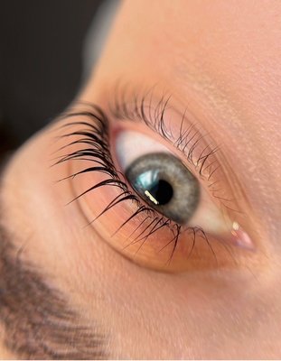 Keratin lash lift + Lash Botox Treatment - The Keratin Lash Lift combined with Lash Botox treatment is an excellent way to enhance your natural lashes. All of our products are lash generation, we order them directly from Europe!
Keratin Lash Lift: This treatment curls and lifts your lashes from the base, creating a wide-eyed look. It uses a special keratin solution to nourish and strengthen your lashes, providing a long-lasting effect.
Lash Botox: This treatment adds extra hydration and nourishment, helping to repair and protect your lashes. It makes them appear fuller and healthier while enhancing the lift achieved from the keratin treatment.
Together, these treatments create a stunning effect, giving you beautifully lifted, strong, and healthy lashes that last for weeks Keratin lash lift + Lash Botox Treatment - The Keratin Lash Lift combined with Lash Botox treatment is an excellent way to enhance your natural lashes. All of our products are lash generation, we order them directly from Europe!
Keratin Lash Lift: This treatment curls and lifts your lashes from the base, creating a wide-eyed look. It uses a special keratin solution to nourish and strengthen your lashes, providing a long-lasting effect.
Lash Botox: This treatment adds extra hydration and nourishment, helping to repair and protect your lashes. It makes them appear fuller and healthier while enhancing the lift achieved from the keratin treatment.
Together, these treatments create a stunning effect, giving you beautifully lifted, strong, and healthy lashes that last for weeks