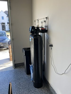 Fulshear - 1.5 softener plus carbon tank