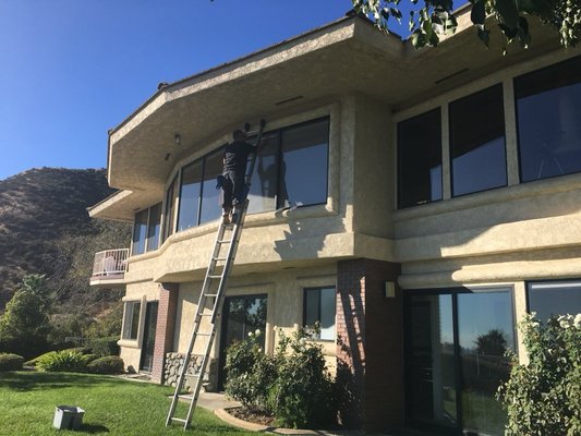 Interior & Exterior Window Cleaning - Make your windows sparkle with a professional window clean! Vacuuming of tracks and cleaning of screens are always included.
