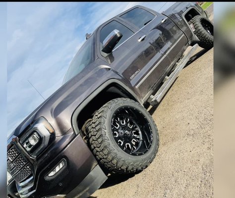 We put a leveling kit, wheels and tires on a 2016 GMC Sierra. Fuel strokes 20x12 - We did a lot to this truck. Basic stock sierra. Then we put a leveling kit, wheels, tires. Our clients fell in love with their truck and they still buy from us today!! We put a leveling kit, wheels and tires on a 2016 GMC Sierra. Fuel strokes 20x12 - We did a lot to this truck. Basic stock sierra. Then we put a leveling kit, wheels, tires. Our clients fell in love with their truck and they still buy from us today!!