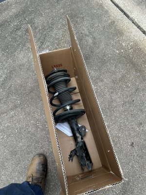 Strut Replacement Toyota Camry 2016 - This strut was causing the client to not be able to go in reverse nor turn the wheel without noises she called me and I got the job done ! Strut Replacement Toyota Camry 2016 - This strut was causing the client to not be able to go in reverse nor turn the wheel without noises she called me and I got the job done !