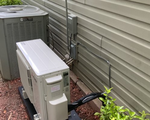 Mini Split Installation - This install was done on an home remodel and a customer wanted better air quality in the main bedroom. We placed a Mitsubishi system in the home, ensuring comfort and energy efficiency. Mini Split Installation - This install was done on an home remodel and a customer wanted better air quality in the main bedroom. We placed a Mitsubishi system in the home, ensuring comfort and energy efficiency.