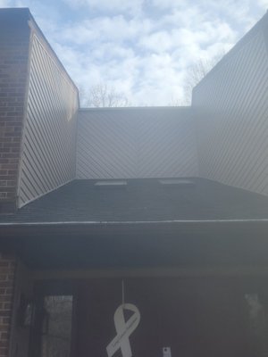 Replacement Siding - This project was done. The rest of the house has been updated. the Owner absolutely loves with the installation of the new Vinyl Siding. Replacement Siding - This project was done. The rest of the house has been updated. the Owner absolutely loves with the installation of the new Vinyl Siding.