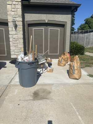 Debris Removal - Cleared out a mix of construction debris, old wood, and junk that had been sitting for weeks.