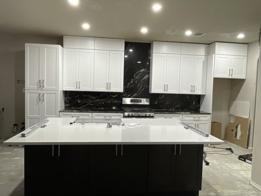 Supply cabinets to the customer at New Braunfels - Supply cabinets to the customer at New Braunfels Supply cabinets to the customer at New Braunfels - Supply cabinets to the customer at New Braunfels
