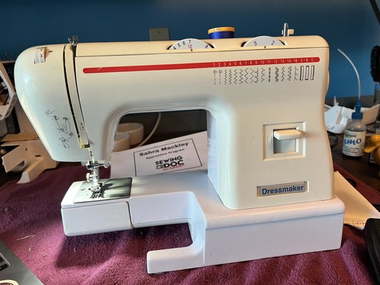 Vintage Yamata FY920 Repair - This vintage Japanese sewing machine was working but could no longer sew through thick materials, such as denim. While servicing the machine, we cleared out years of hardened grease. We also discovered several threads caught in an internal take up lever joint. After cleaning, removing the caught thread, and adjusting the tension balance, everything was working perfectly again. Vintage Yamata FY920 Repair - This vintage Japanese sewing machine was working but could no longer sew through thick materials, such as denim. While servicing the machine, we cleared out years of hardened grease. We also discovered several threads caught in an internal take up lever joint. After cleaning, removing the caught thread, and adjusting the tension balance, everything was working perfectly again.