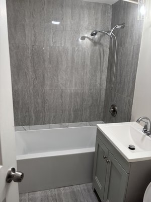Bathroom Cleanings - These bathrooms had a bit of tartar on them before I cleaned them. These are the after photos of regular and deep cleans.