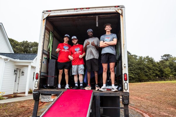 Free Moving Estimates & Personalized Quotes - Every move is different. Highway Men Moving offers free moving estimates and personalized quotes to help you understand what your move will require before moving day. Tell our team about your move, timeline and needs, and we'll help you plan the right moving services for your situation.
