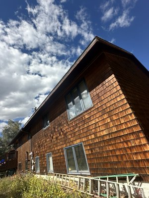 Installation of new gutters - Installation of new gutters and downswells at the back of this house