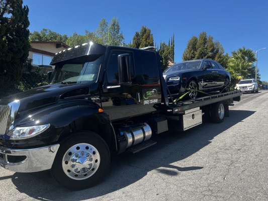 Towing Service 24/7 - Towing service with Great prices and greater service