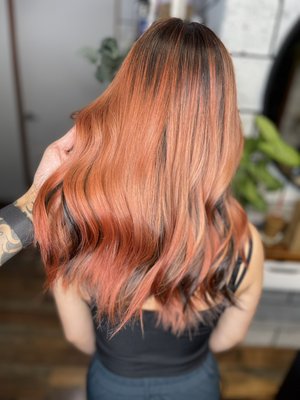 Custom Color - Custom color and placement. Formulas are all unique to each client, and created by Rayne. Custom formulas or ideas are typically requested by clients. All work by Rayne (@raynelooks).