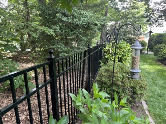 4ft Aluminum - 4ft High Black Aluminum with Ball Caps on each post. 4ft Aluminum - 4ft High Black Aluminum with Ball Caps on each post.