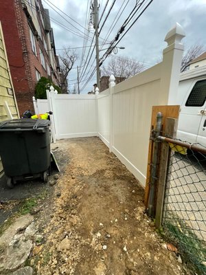 Old broken wooden main gate was replaced with a custom-made wooden gate, showcasing quality craftsmanship by Belgium Management LLC in Bronx - An old, broken wooden main gate required urgent replacement. Belgium Management LLC coordinated the installation of a custom-made wooden gate, providing professional service and attention to detail. Trusted by many, One of the most reliable and trusted residential property management companies in the Bronx!