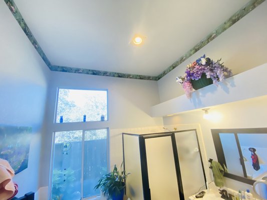Wallpaper border - Easy and fast work under high ceilings! Wallpaper border - Easy and fast work under high ceilings!