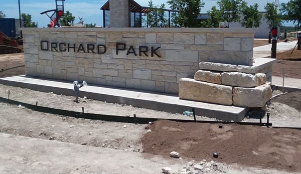 Commercial Masonry & Concrete - We are a professional masonry company specializing in stone masonry. Our men are all master
stone masons and we do the job right the first time and to last a lifetime. Commercial Masonry & Concrete - We are a professional masonry company specializing in stone masonry. Our men are all master
stone masons and we do the job right the first time and to last a lifetime.