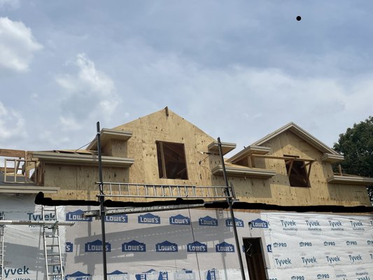 Exterior siding and framing. - We are specialist in exterior renovation and siding installation. We are fully insurance. Please feel free to call us for a free estimate. Exterior siding and framing. - We are specialist in exterior renovation and siding installation. We are fully insurance. Please feel free to call us for a free estimate.