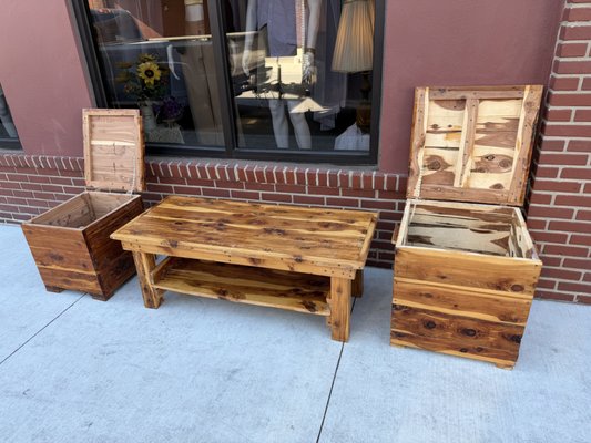 Past Furniture - These are just some of the past furniture items that we have received. New items go out DAILY!