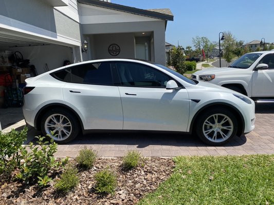 2021 Tesla Model Y Ceramic tinting - 2021 Tesla Model Y
Full Ceramic Tint job with full one piece sunroof tint.
Total completion time 2hrs
Lifetime warranty! 2021 Tesla Model Y Ceramic tinting - 2021 Tesla Model Y
Full Ceramic Tint job with full one piece sunroof tint.
Total completion time 2hrs
Lifetime warranty!
