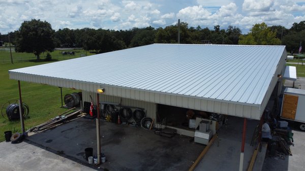 Metal Roof Installation and Insulation - This is one of our latest Metal Roof Installations with an upgraded foam insulation. Check out our 5 star reviews on Google. Metal Roof Installation and Insulation - This is one of our latest Metal Roof Installations with an upgraded foam insulation. Check out our 5 star reviews on Google.
