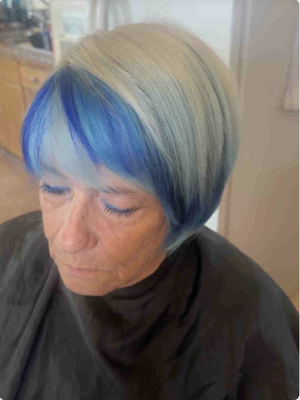 Colors and Highlights - I use state of the art products and deliver the results you ask for. My goal is focused on Customer satisfaction. Get your new year look and book your appointment or walk in for the best experience! Colors and Highlights - I use state of the art products and deliver the results you ask for. My goal is focused on Customer satisfaction. Get your new year look and book your appointment or walk in for the best experience!