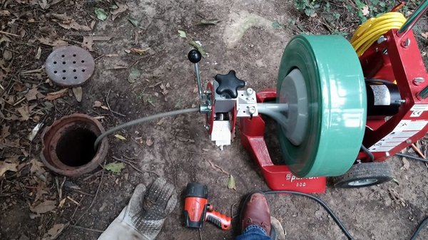 Trenchless Pipe Lining/ Plumbing services - We treat every customer as we would like to be treated, and estimates are always complimentary. With 20 years of experience in the industry.