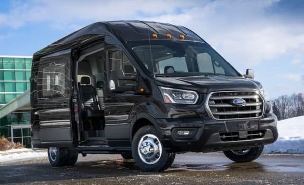 Large party Transit van - Are you traveling with a large party of family or friends? Perhaps a big corporate event? Maybe just a night out to a concert or sports event with friends? Our Transit vans fit up to 10 passengers for a great value and our sprinters fit up to 14 giving a luxury experience. Large party Transit van - Are you traveling with a large party of family or friends? Perhaps a big corporate event? Maybe just a night out to a concert or sports event with friends? Our Transit vans fit up to 10 passengers for a great value and our sprinters fit up to 14 giving a luxury experience.