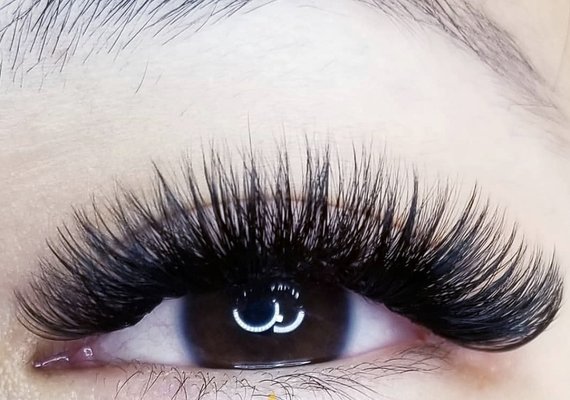 Volume wispy - Volume or volume wispy.. make your eye bigger darker