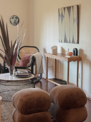 Staging for a Condo in San Jose - Another fun project in San Jose, a 2 bed/1 bath condo. Sold quickly!
