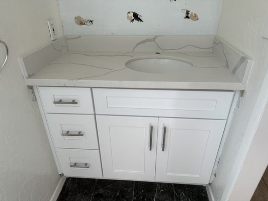 Hawthorne vanitys project - For this project the customer wanted to change out all the vanity’s in there unit. For the first bathroom down stairs we were able to save him some money by having the white calacatta quartz as a spare so he didn’t have to be charged for a full complete piece for that bathroom. The other two vanitys where one piece needed for each so there was not enough left over for the down stairs. We always like to help out where we can. Note we don’t always have spares but it is always good to ask! Hawthorne vanitys project - For this project the customer wanted to change out all the vanity’s in there unit. For the first bathroom down stairs we were able to save him some money by having the white calacatta quartz as a spare so he didn’t have to be charged for a full complete piece for that bathroom. The other two vanitys where one piece needed for each so there was not enough left over for the down stairs. We always like to help out where we can. Note we don’t always have spares but it is always good to ask!